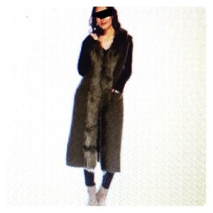 Cardigan vest with fur